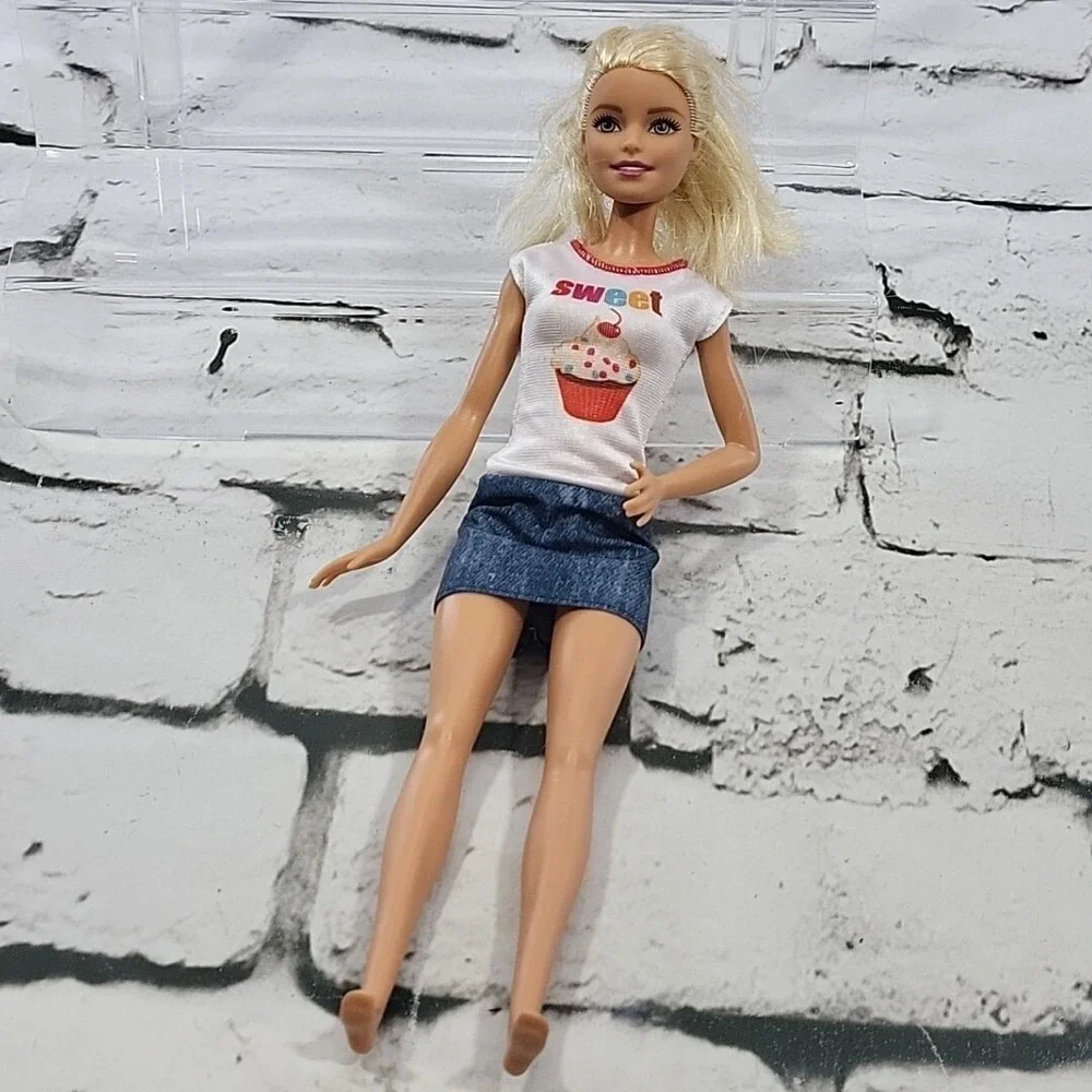Barbie Doll Careers Cupcake Bakery Chef Doll